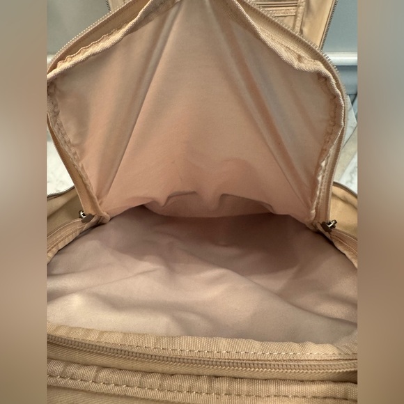 Metro Backpack - Picture 9 of 9